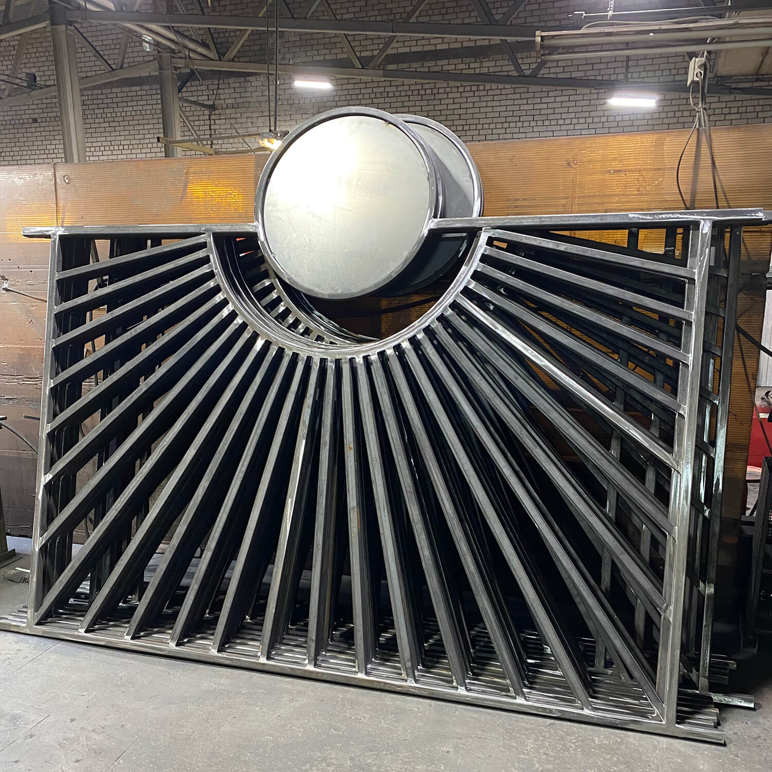 {Металлоизделие